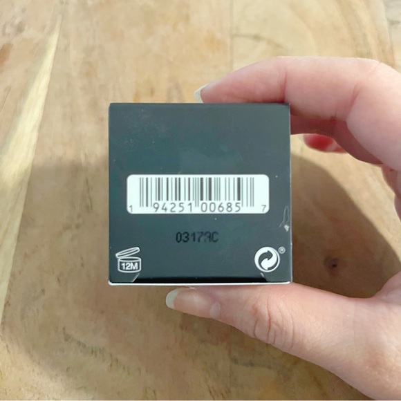 Nars Air Matte Sheer Cream Blush - Picture 8 of 8